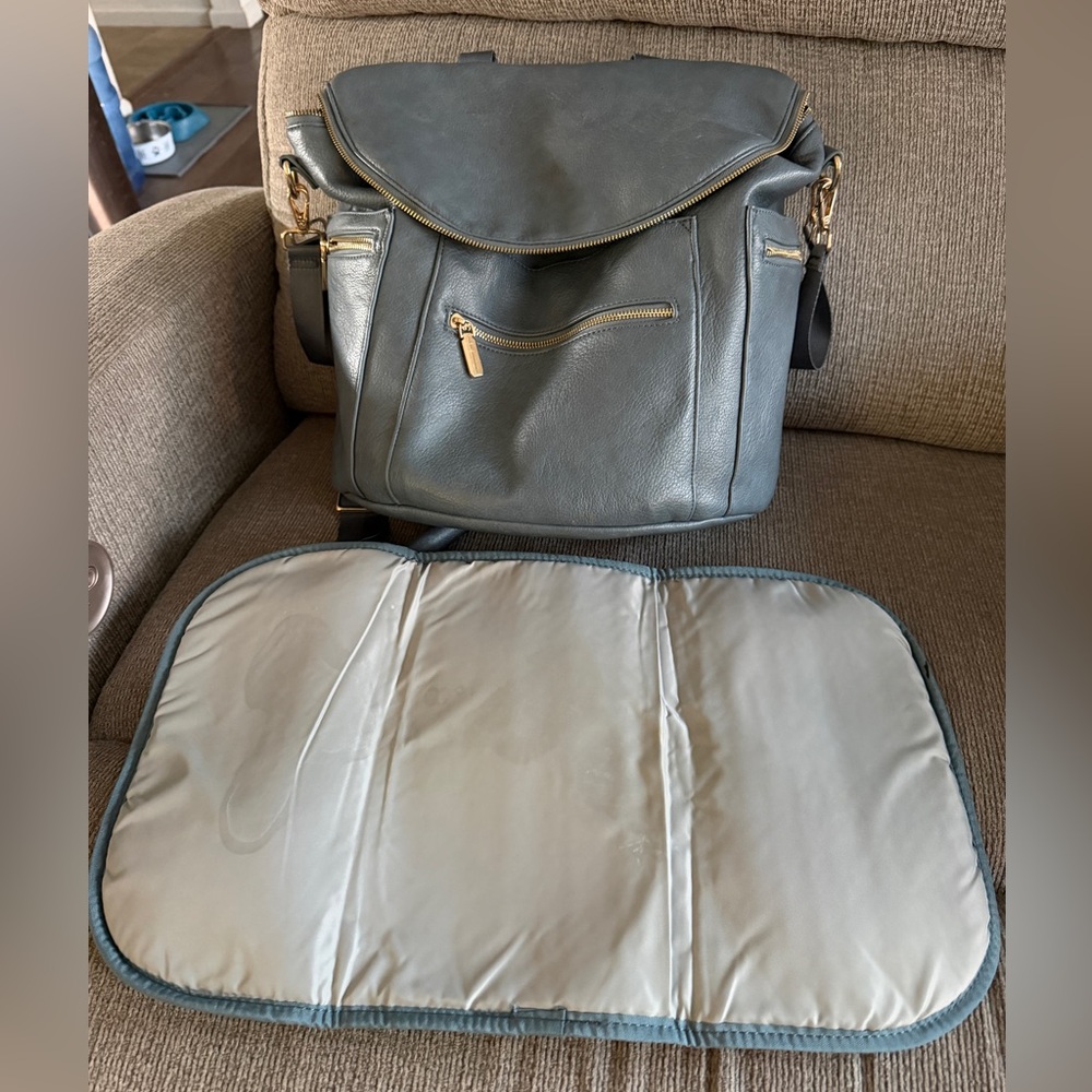 Fawn‎ Design Gray original Backpack with Gold Hardware in bluebell - Picture 3 of 5